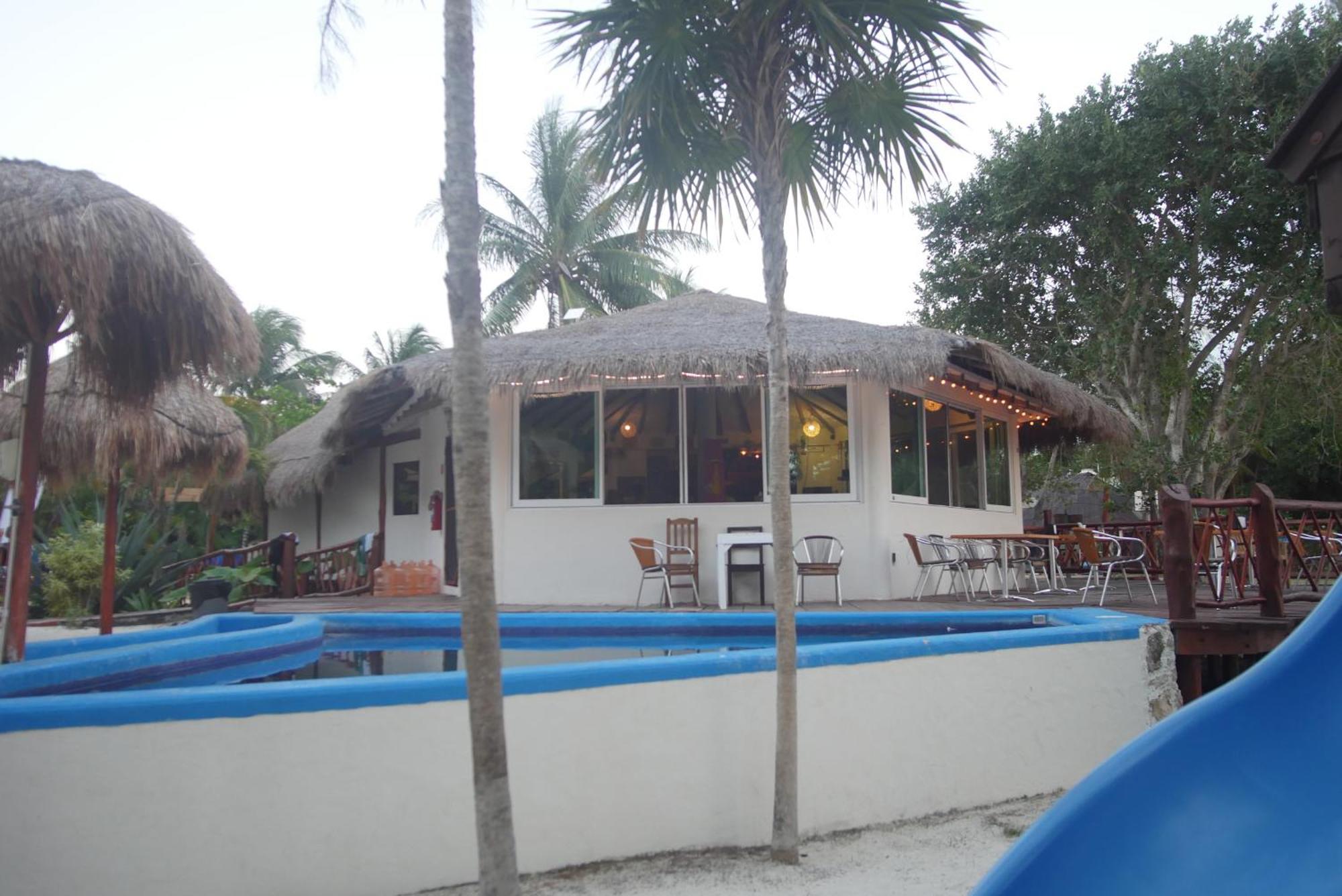 Ikarus Costa Mujeres Eco Lodge Sunset View Cancun Bagian luar foto