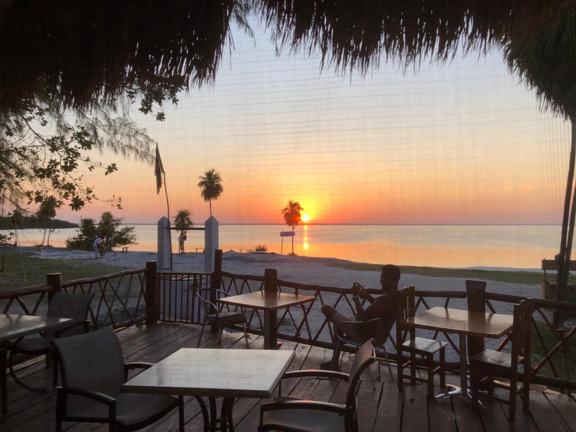 Ikarus Costa Mujeres Eco Lodge Sunset View Cancun Bagian luar foto