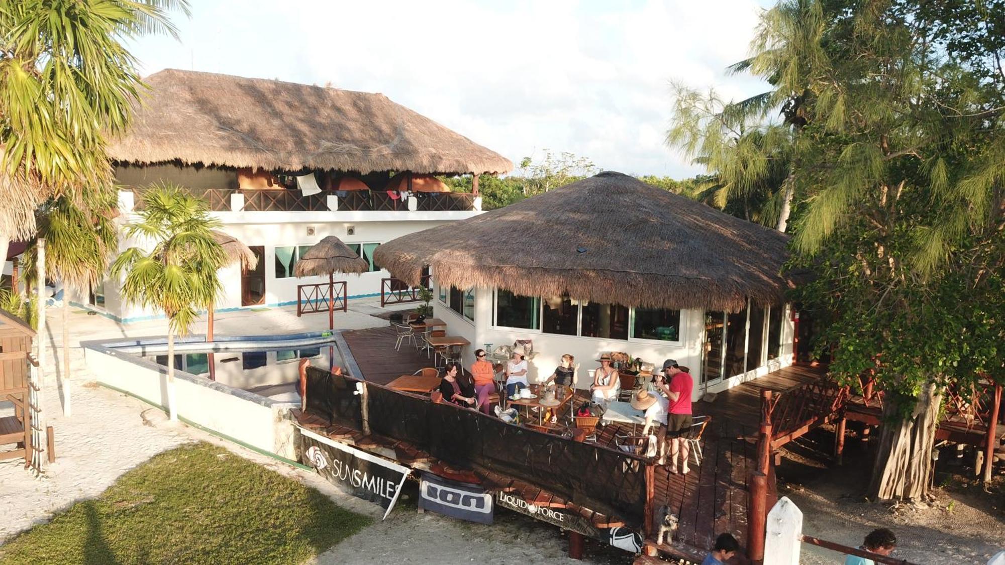 Ikarus Costa Mujeres Eco Lodge Sunset View Cancun Bagian luar foto