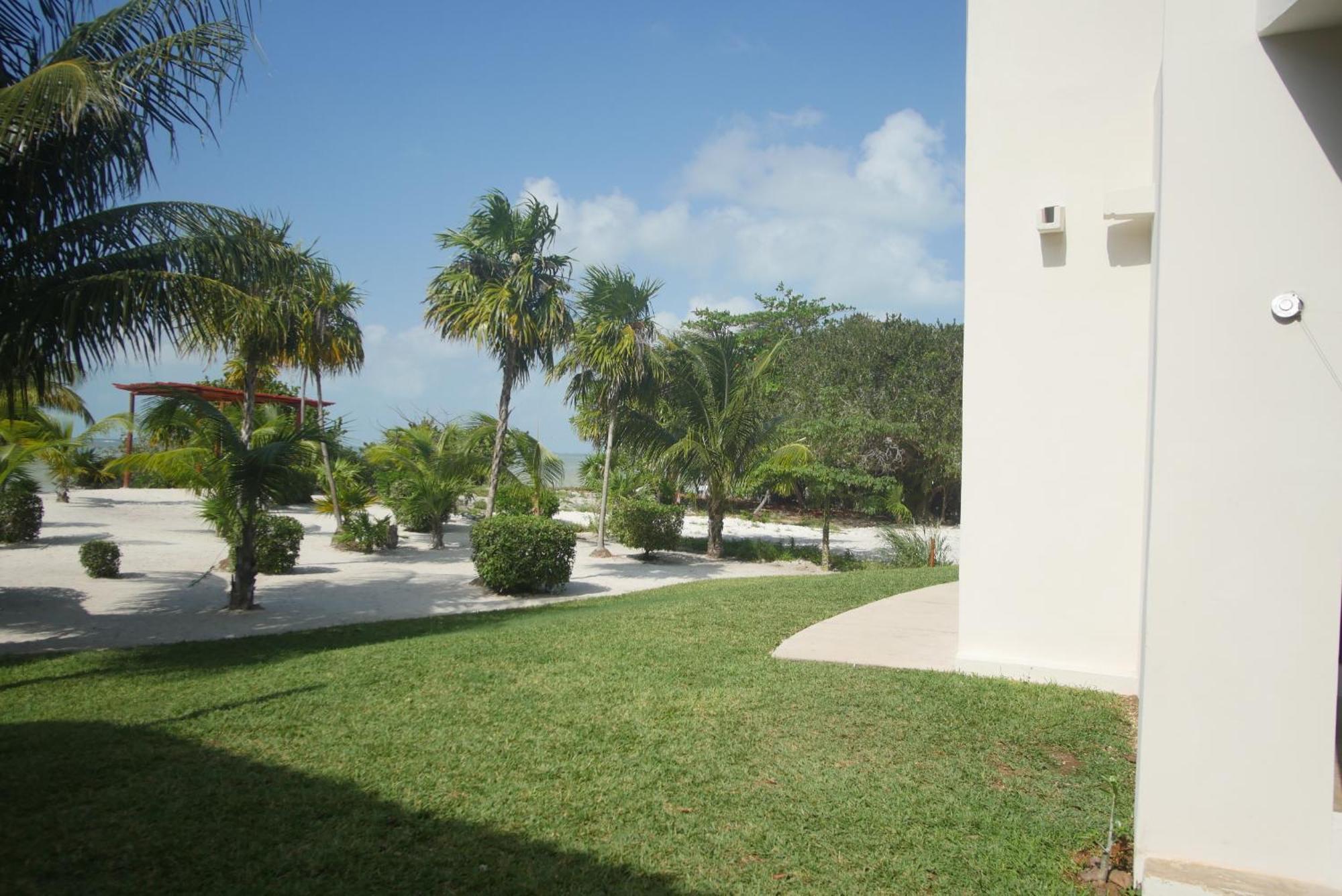 Ikarus Costa Mujeres Eco Lodge Sunset View Cancun Bagian luar foto