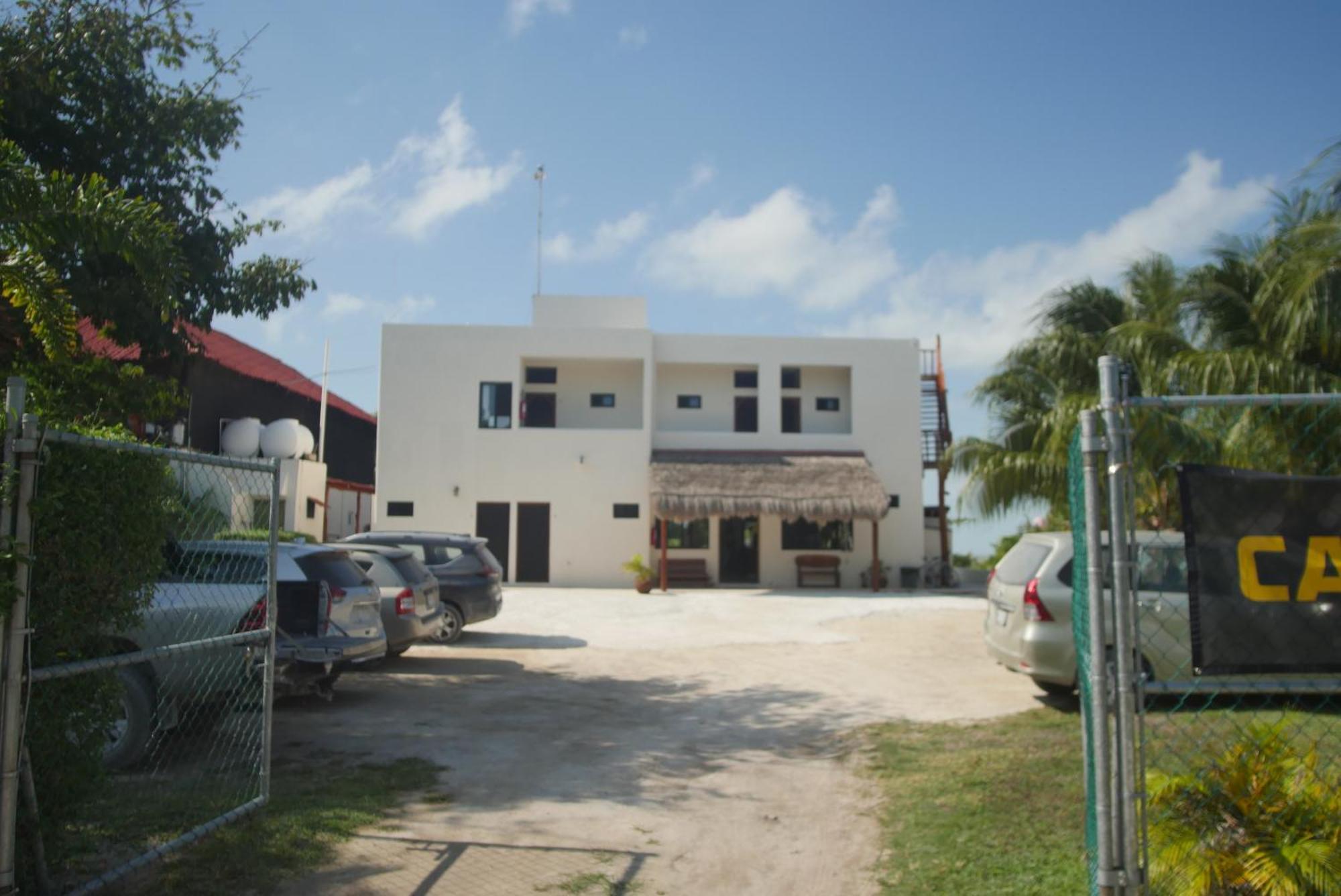 Ikarus Costa Mujeres Eco Lodge Sunset View Cancun Bagian luar foto